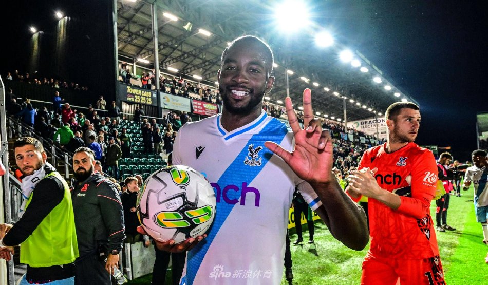 在某场国际 在某场国际