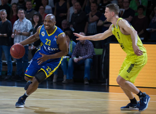 他们在幕后 他们在幕后