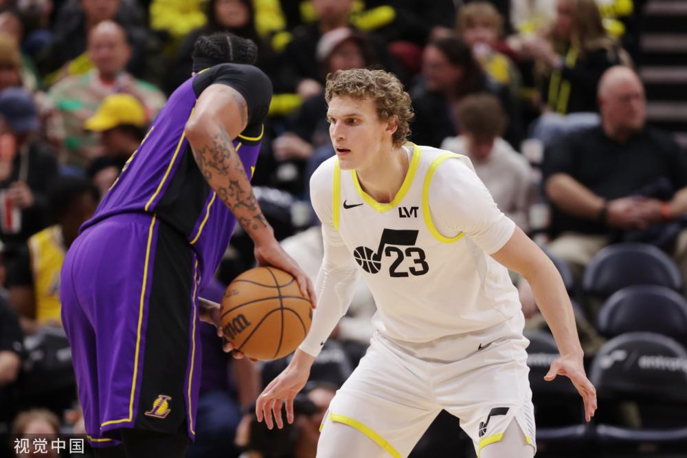 前锋亚历山 前锋亚历山