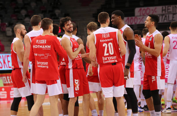 球队时曾暴 球队时曾暴